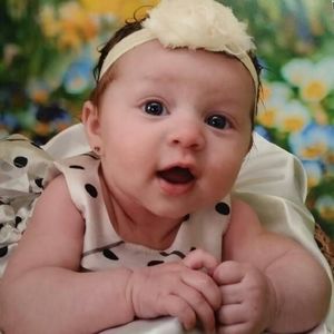 Meet your Posher, Cassandra